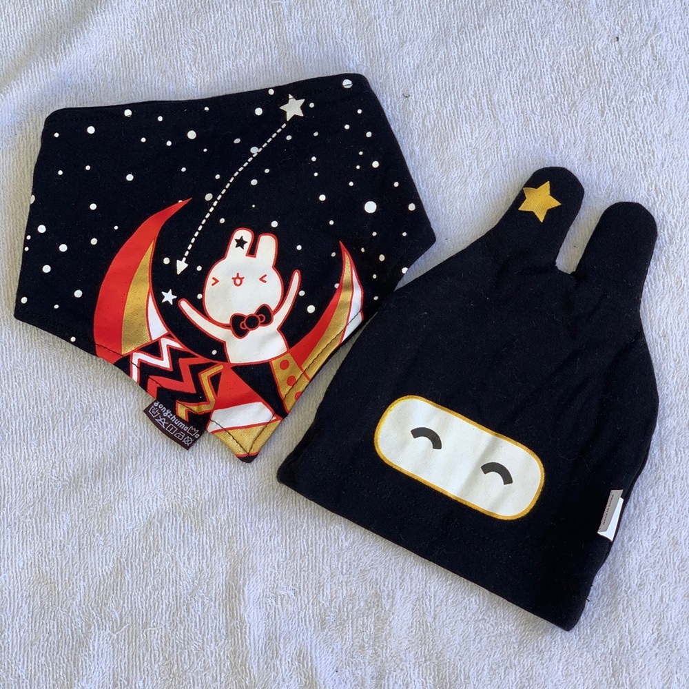 $8 NEW!Baby/Toddler matching beanie & bib